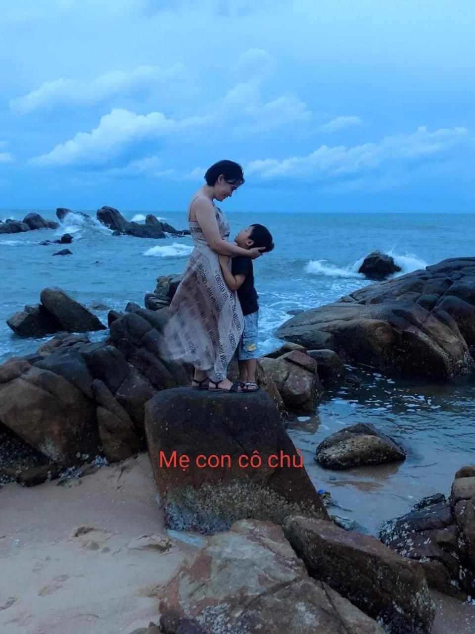Nha Nghi Hoa Muoi Gio Hotel Tan Tao Exterior photo